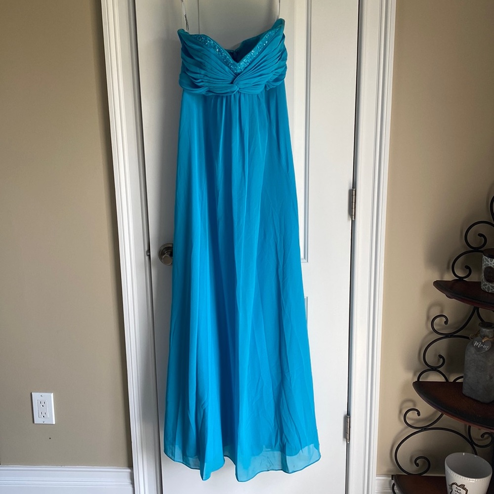 Prom/wedding gown